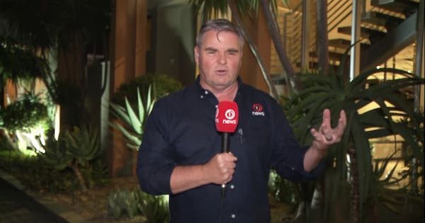 Bird leaves its mark on Andrew Saville: 'Hopefully it’s good luck'