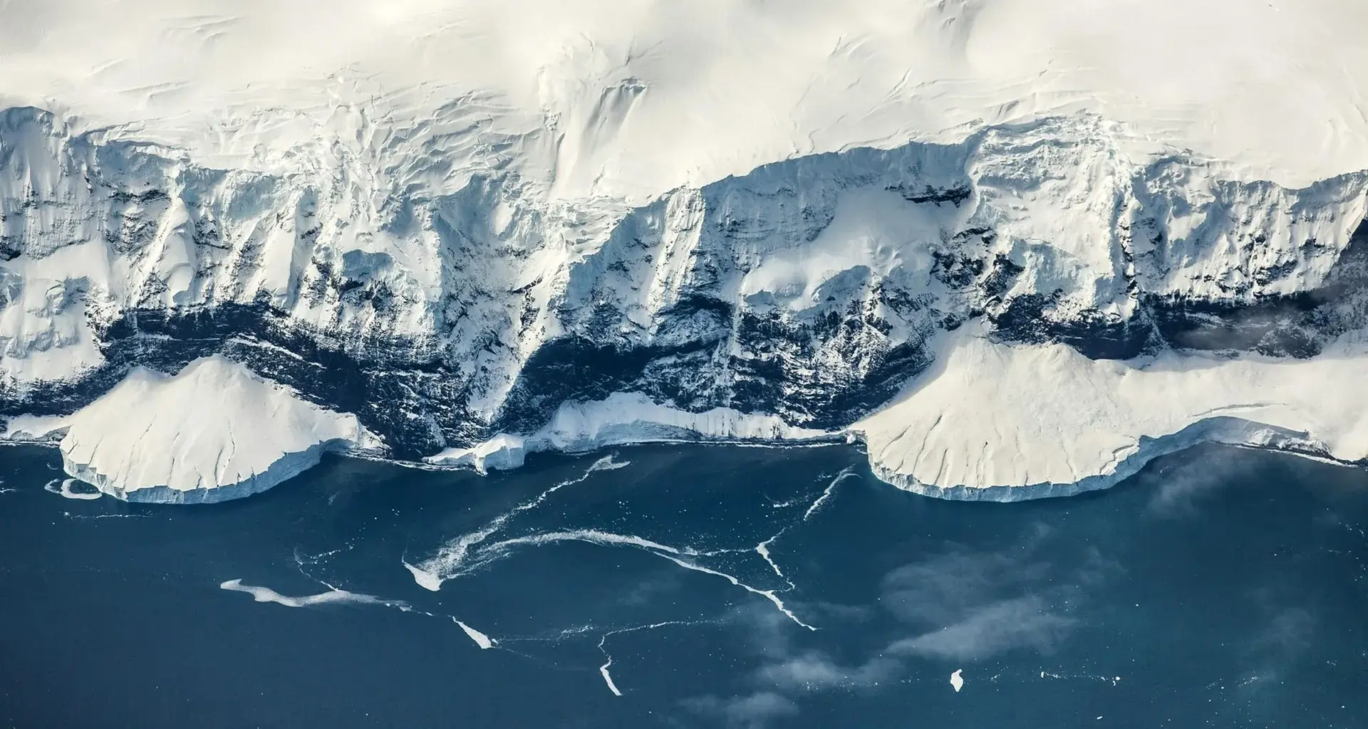 Forces deep inside Earth helped Antarctica freeze before the Arctic