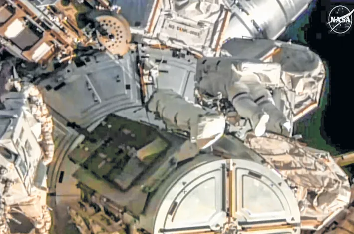 Nasa astronauts Menon, Meir complete space stn upgrade