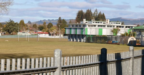 Men 'barking' behind the goalposts – U14 rugby team banned