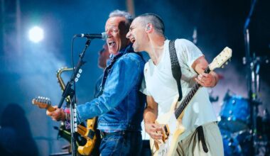 Bruce Springsteen, Bleachers Perform 'Chinatown' and 'Jersey Girl'