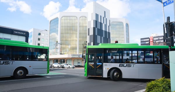 Grey Power slams plan to axe free SuperGold peak bus trips