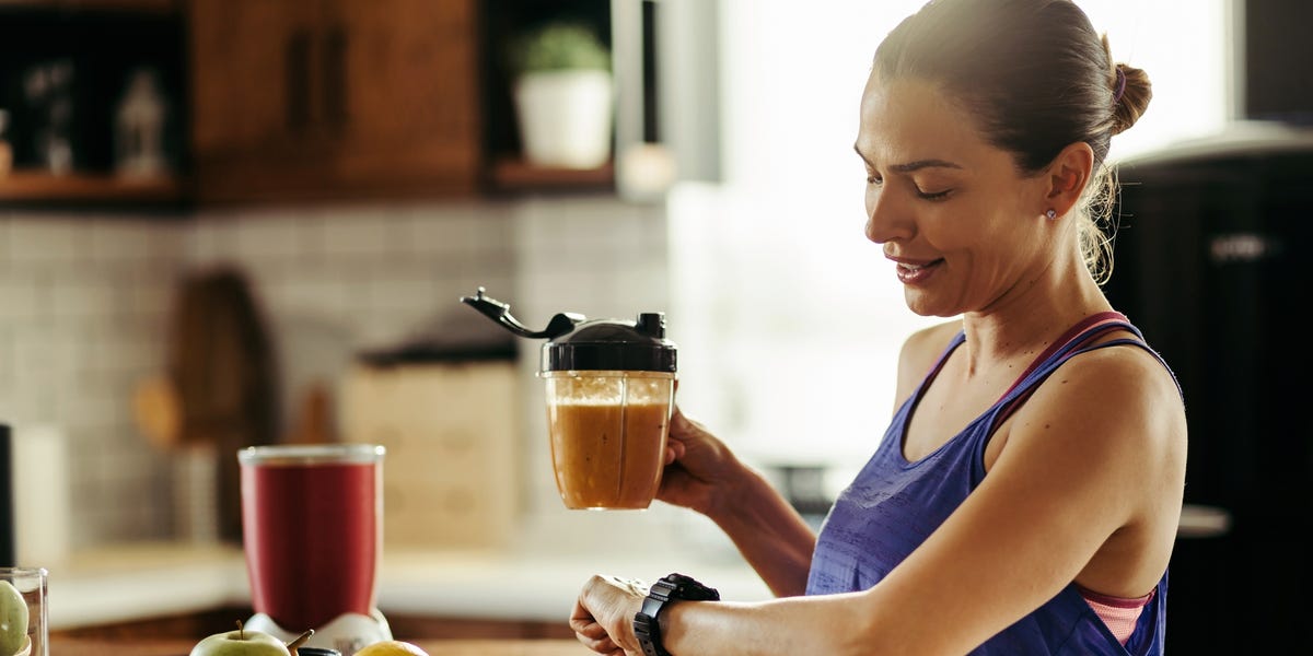 Dietitians Explain the 16:8 Diet for Weight Loss
