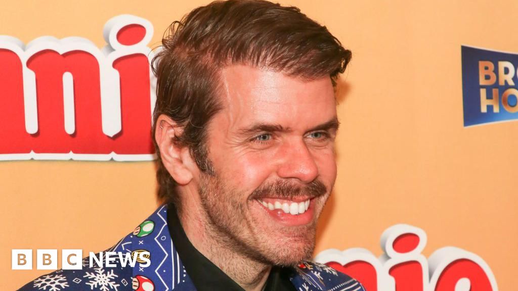 Perez Hilton faces long recovery after reports he self-harmed during livestream - BBC