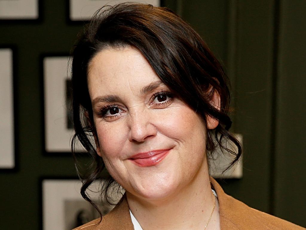 Star Melanie Lynskey tries to quit US for NZ, can’t afford it