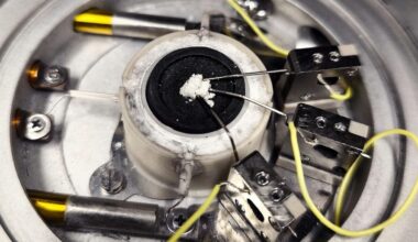 Scientists Watched Carbon Dioxide Being Pulled Out of The Air to Form Graphite : ScienceAlert