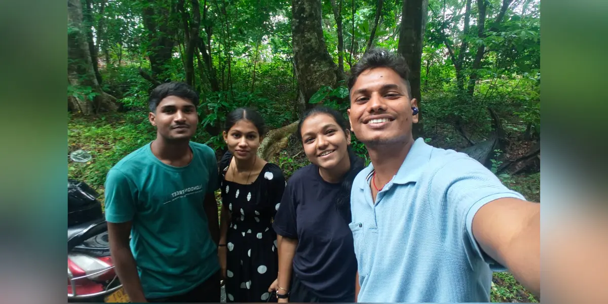 After Work, Four Friends Take a Chance on a Business Idea