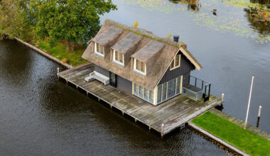 erik kruug photographs life between land and water