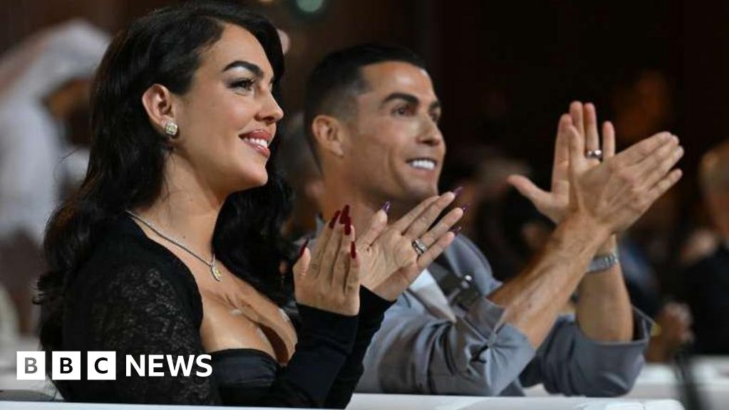 Cristiano Ronaldo marries long-time partner Georgina Rodríguez - BBC