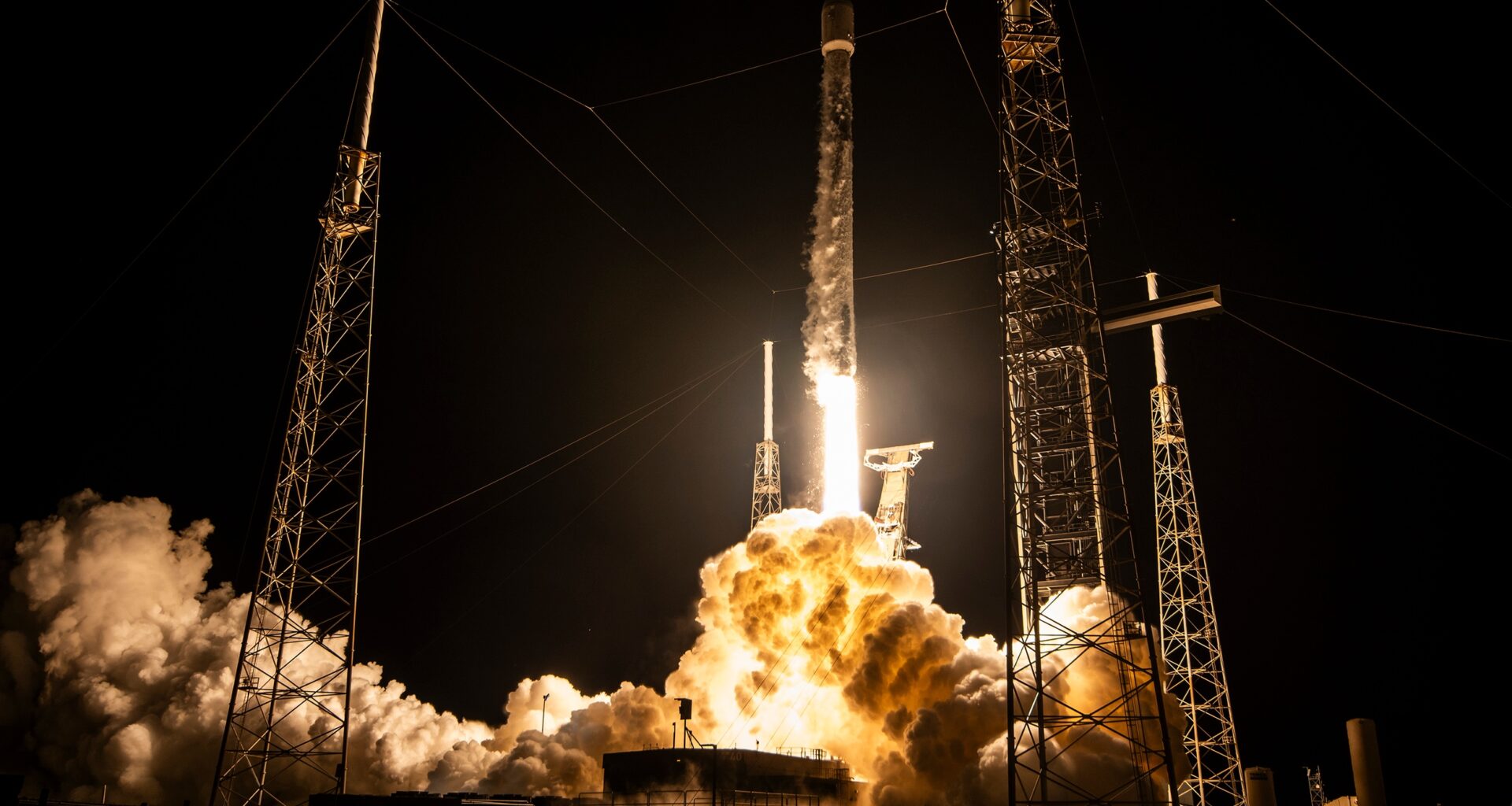 Satellite operators emphasize launch deals in a constrained market