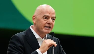 FIFA chief receives support from 6 Arab federations amid revolt
