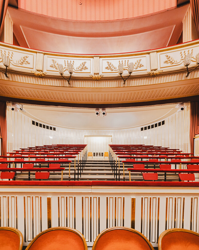 franck bohbot captures the vienna state opera before the curtain rises - 5