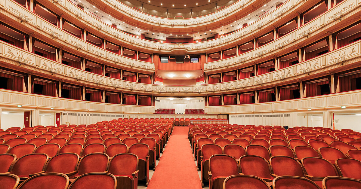 franck bohbot captures vienna state opera in silence