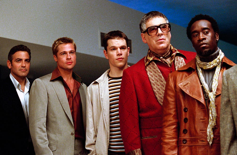 George Clooney, Matt Damon, Brad Pitt, Don Cheadle, Elliot Gould, Ocean's Eleven george clooney, matt damon, brad pitt, don cheadle, elliot gould, ocean's eleven