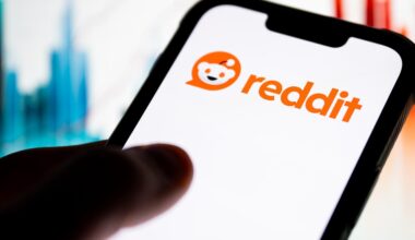 How Reddit moderators are trying to protect the platform from AI spam