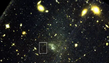 A ghostly ribbon of stars reveals hidden dark matter