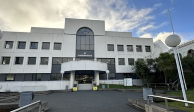 Man accused of smashing hospital clinic windows