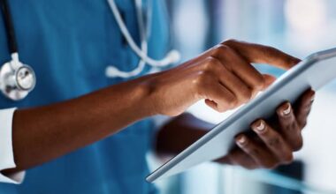 Labour pledges guaranteed jobs for NZ-graduated nurses