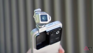 I used the Honor Robot Phone. It proves that daring phone design can still exist in 2026