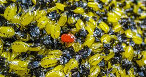 Air NZ lolly maker on most popular flavour, how many you should take