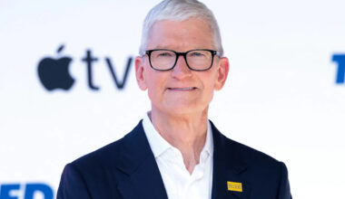 Apple CEO sends strong warning on AI and price of Apple products