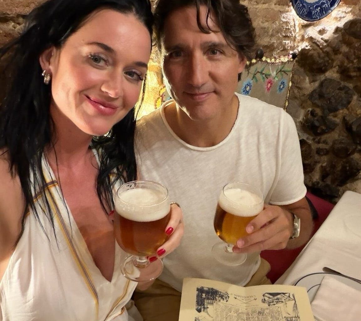 Justin Trudeau Shares Photo of Katy Perry in Tribute to a 'Summer So Special'