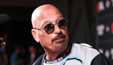 Howie Mandel reveals how his wife saved his life amid mental health struggles: 'She couldn't wake me up'