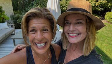 Savannah Guthrie reunites with pal Hoda Kotb amid break from ‘Today' show: ‘My favorite place'