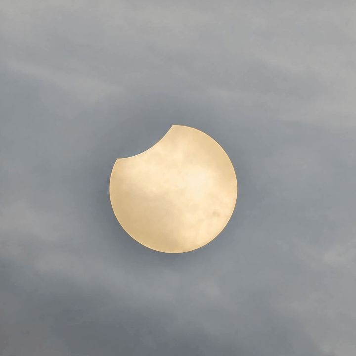 GALLERY: Clouds and rain joined the RMSC eclipse viewing party