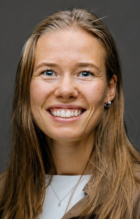Portrait photo of Marie Josiasen