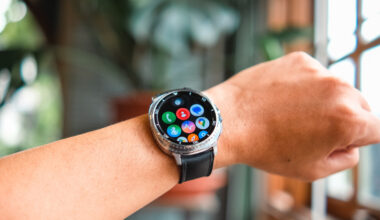 11 Essential Galaxy Watch Apps You Should Install In 2026