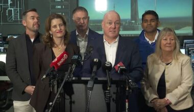 National plans to ease student loan repayments for grads who stay in NZ