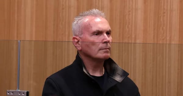 Police officer’s online search for pornography revealed in court docs