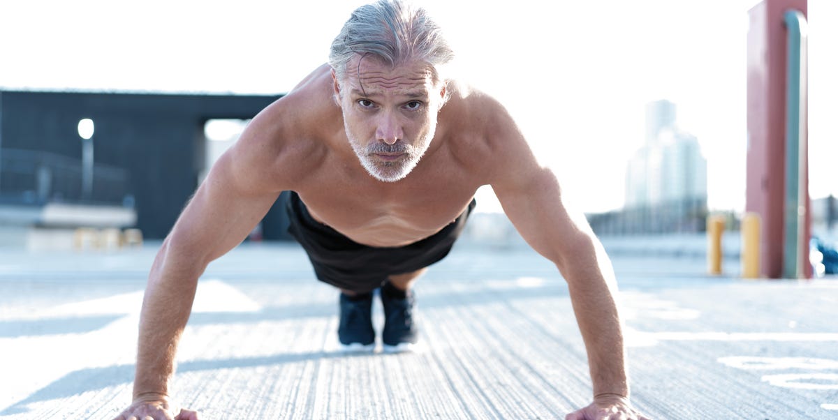 How to Build Muscle Outdoors This Summer – and Why Bodyweight Training Can Match the Gym