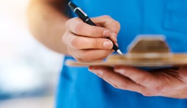 Nursing graduate applies for more than 100 jobs without success