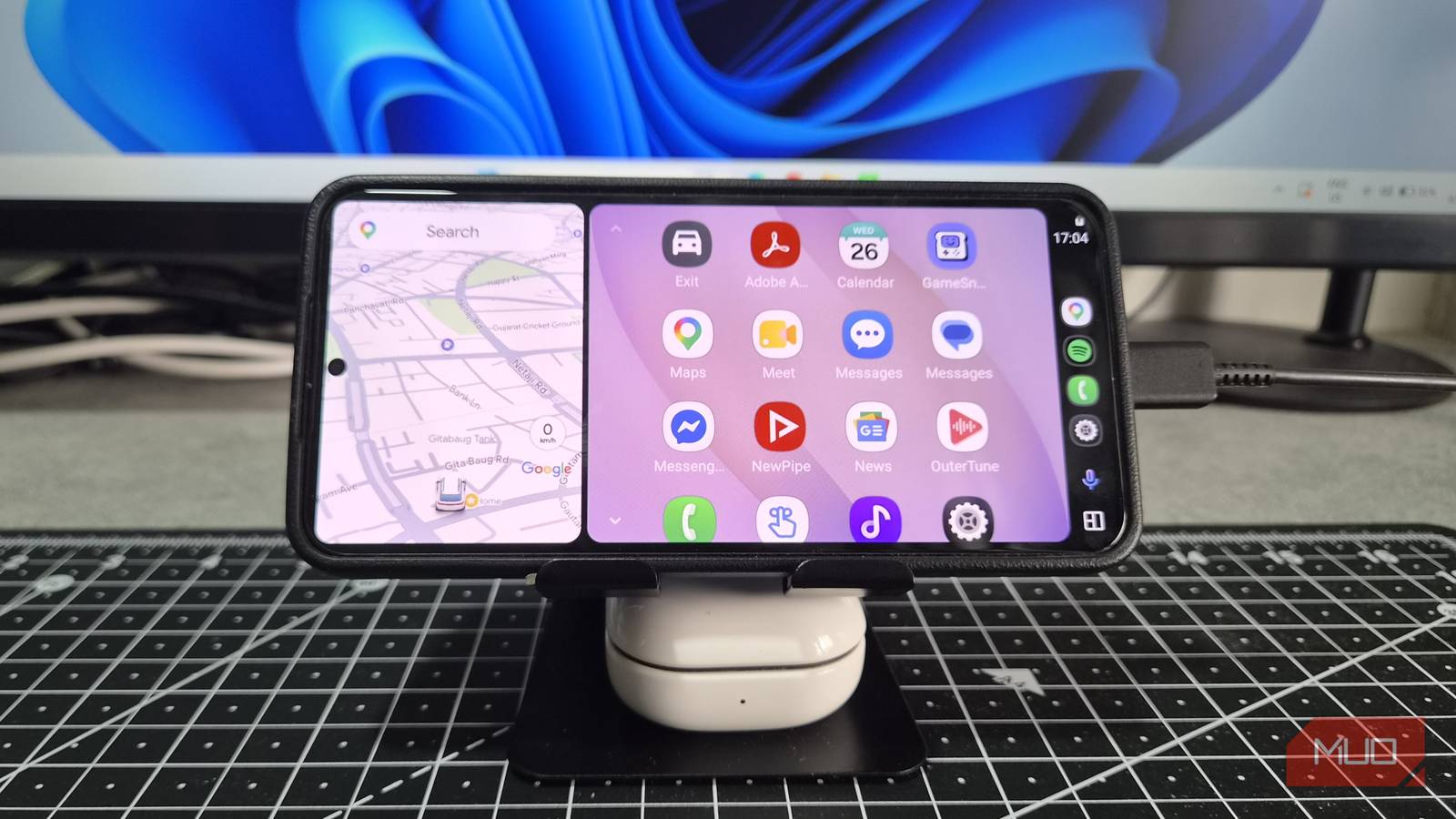 Android Auto isn’t just for cars — I use it beside my PC