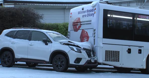 Cars slide off roads as cold snap brings snow to Christchurch, Dunedin
