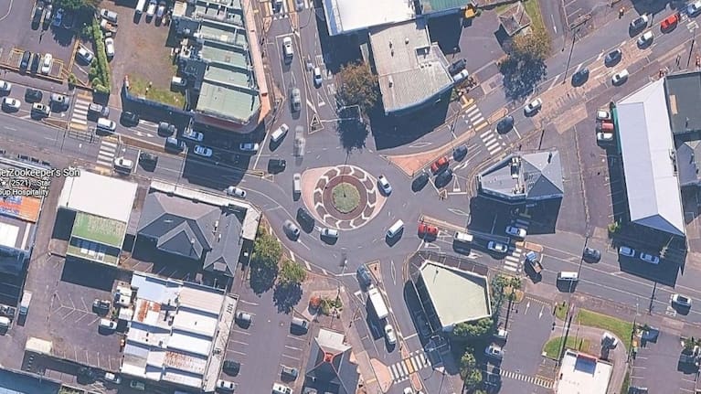 Roundabout in Royal Oak, Auckland.