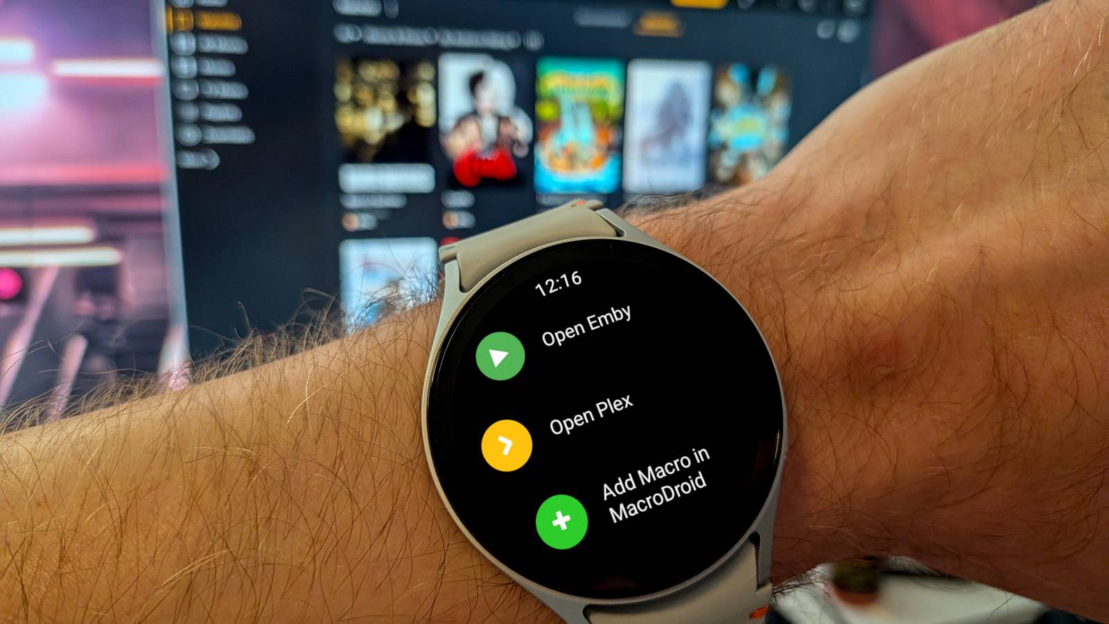 I made my Galaxy Watch open my favorite desktop apps without touching the keyboard