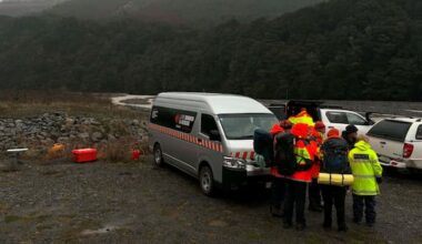 Search underway for hiker swept down Canterbury alpine river