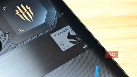 snapdragon 8 elite gen 5 smartphone.