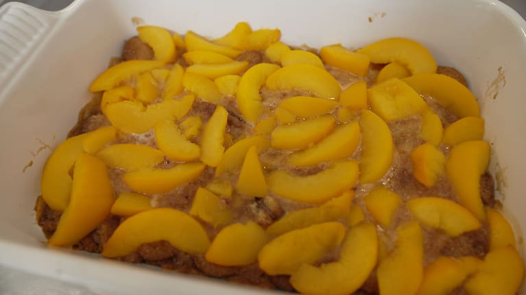 The viral dish was made with Kingston biscuits and canned peaches.