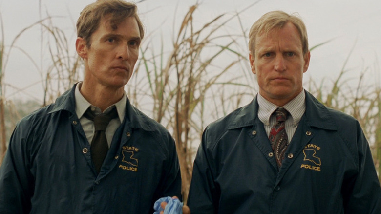 Detectives Cole and Hart investigate a crime scene in 