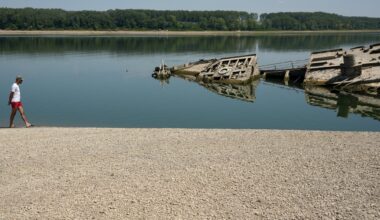 Europe heat wave strains energy and wildfire response : NPR