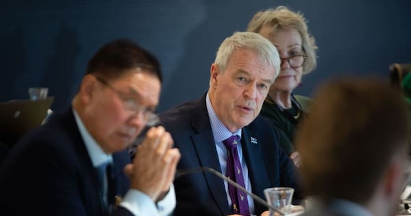 Wellington city councillor Tony Randle dies