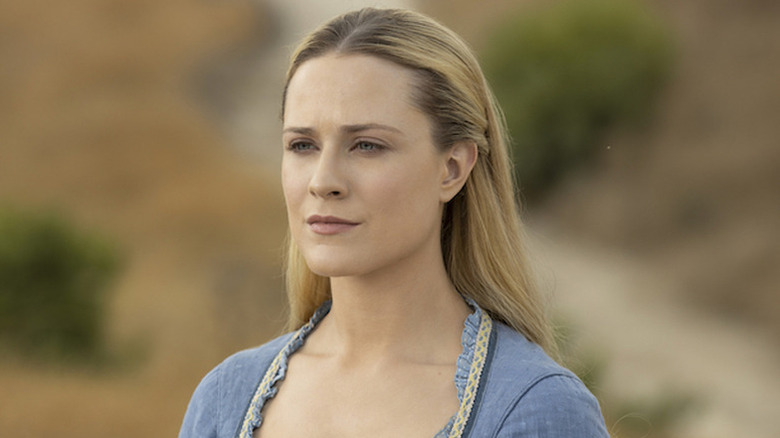 Dolores walks in the desert in 