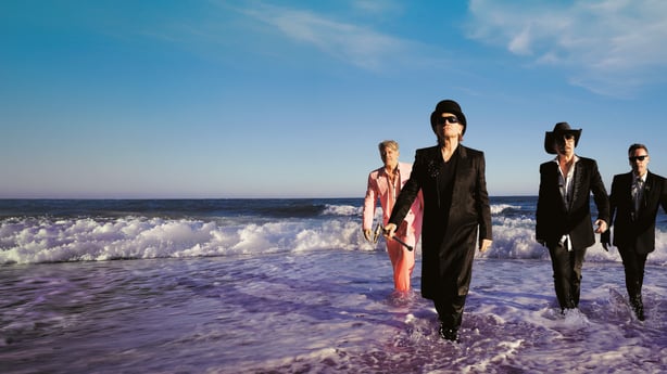 U2 - Street Of Dreams - CREDT-Viviane Sassen