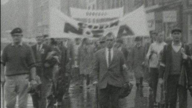 Farmers protesting in 1966