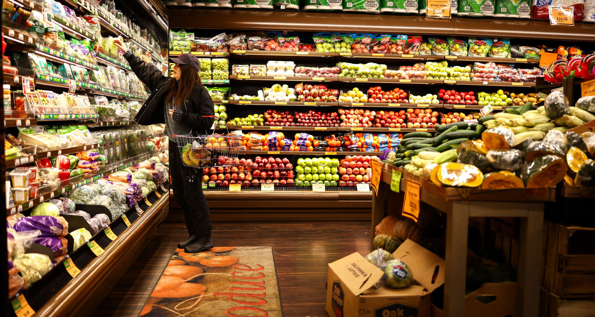 Consumer optimism slides to lowest since 2014 as fears escalate over rising prices and jobs