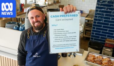 Card surcharge ban to leave some shops spruiking cash, swallowing fees, raising prices